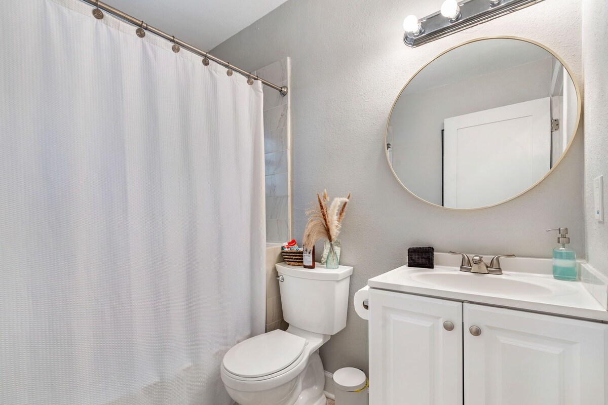 Photo 23 of 3BED/3BATH in Houston's Heart: Heights-Montrose-Downtown