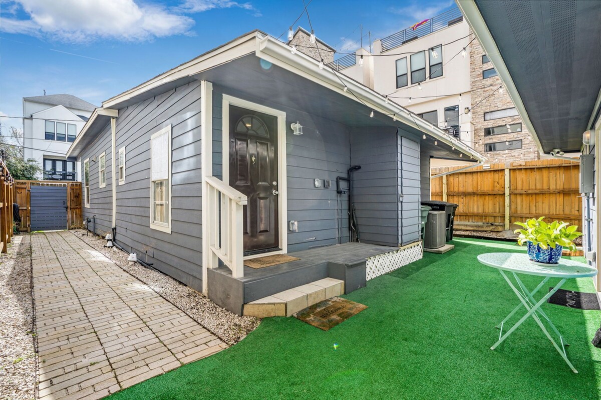 Photo 20 of 3BED/3BATH in Houston's Heart: Heights-Montrose-Downtown