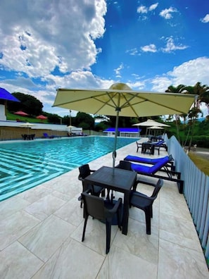 Piscina externa