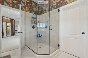 Shower, towels