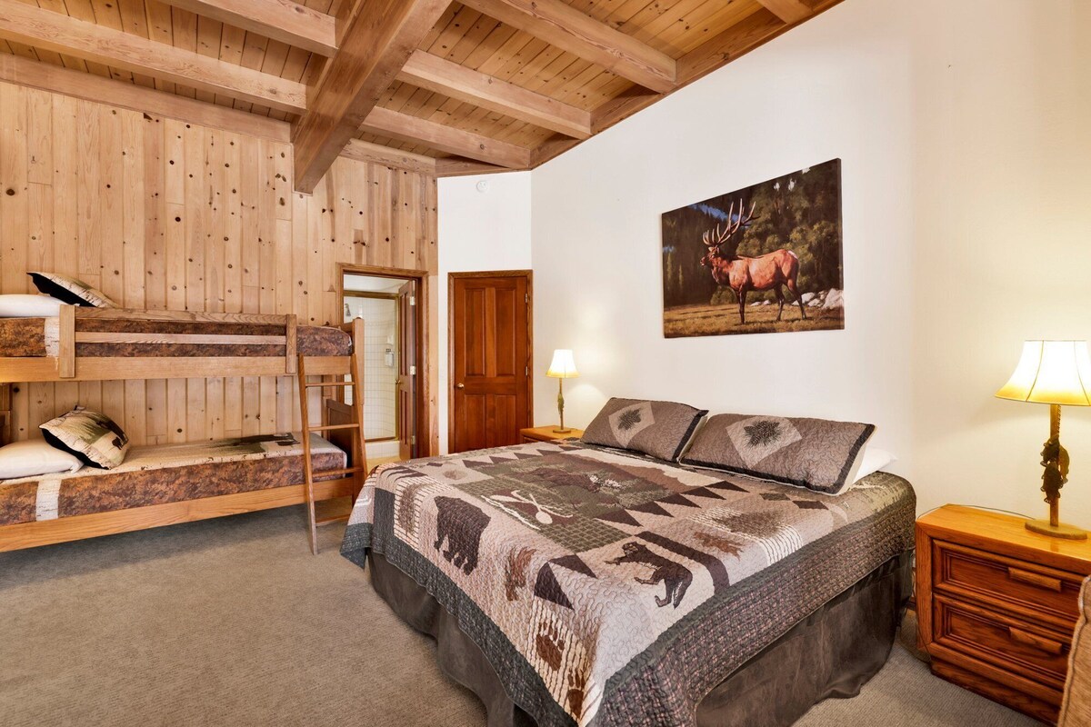 Photo 27 of Bear Lake Lodge Lakefront | Incredible Lake House Chalet