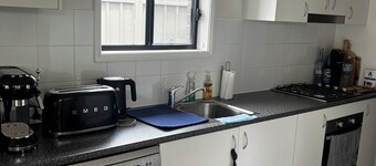 Jenna’s Retreat by the Bay