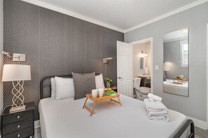 4 bedrooms, iron/ironing board, travel cot, free WiFi