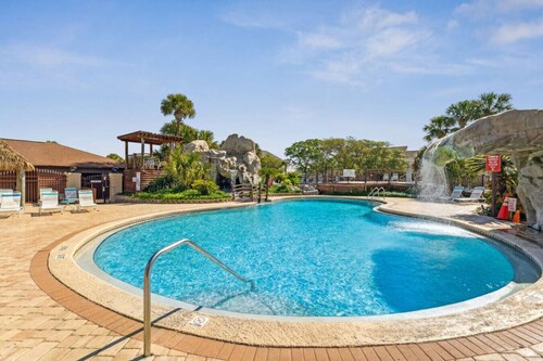 Steps to the Beach, Minutes to Pier Park | Portside AA1 – Pools, Hot Tub & Tennis