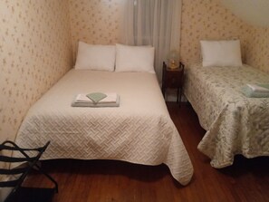 3 chambres, lit parapluie, Wi-Fi gratuit, draps fournis