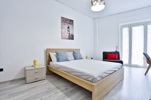 1 chambre, fer et planche à repasser, Wi-Fi, draps fournis