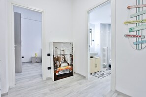 Dusj, hårføner, bidé og håndklær