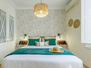 2 bedrooms, iron/ironing board, internet - Ocean Glow Living4malaga (Málaga)