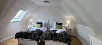 Modern Apartment - Quiet Location