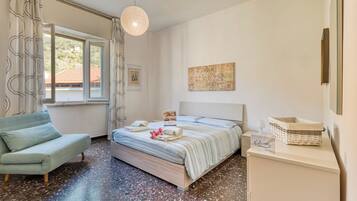 1 camera, Wi-Fi gratuito, lenzuola