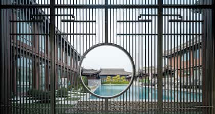 Yangzhou Seclusive Life Hot Spring Resort