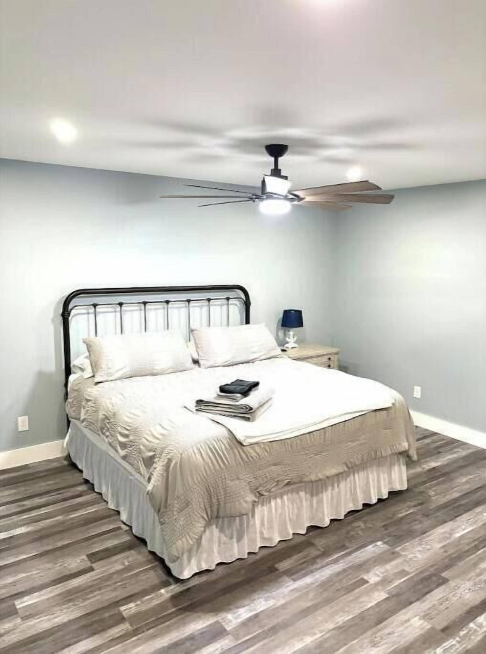 3 bedrooms, free WiFi, bed sheets