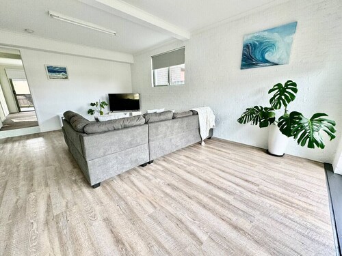Driftwood Townhouse 2 Waterfront-Central Location