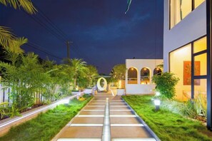 Unclassified image, 3 of 64, button - Shanghai Qichi homestay (Shanghai)