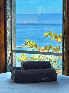 Suite Comfort, vista spiaggia | 1 camera, una cassaforte in camera, una scrivania, postazione laptop
