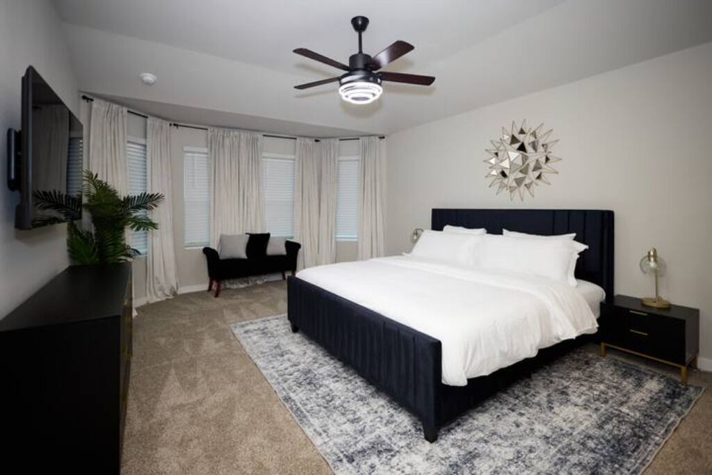 4 間睡房 、熨斗/熨衫板、Wi-Fi、床單