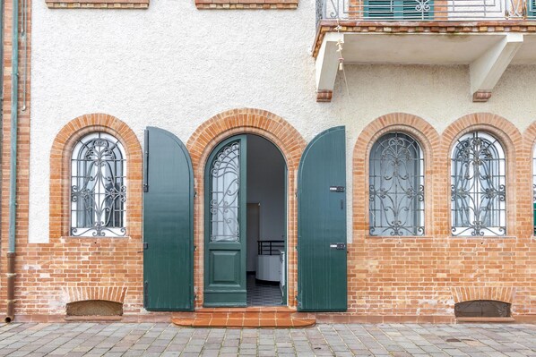 Exterior detail - Seafront Apartment – Perfect for Families (Porto Recanati)