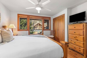 3 quartos, ferros/tábuas de passar roupa, Wi-Fi, roupa de cama