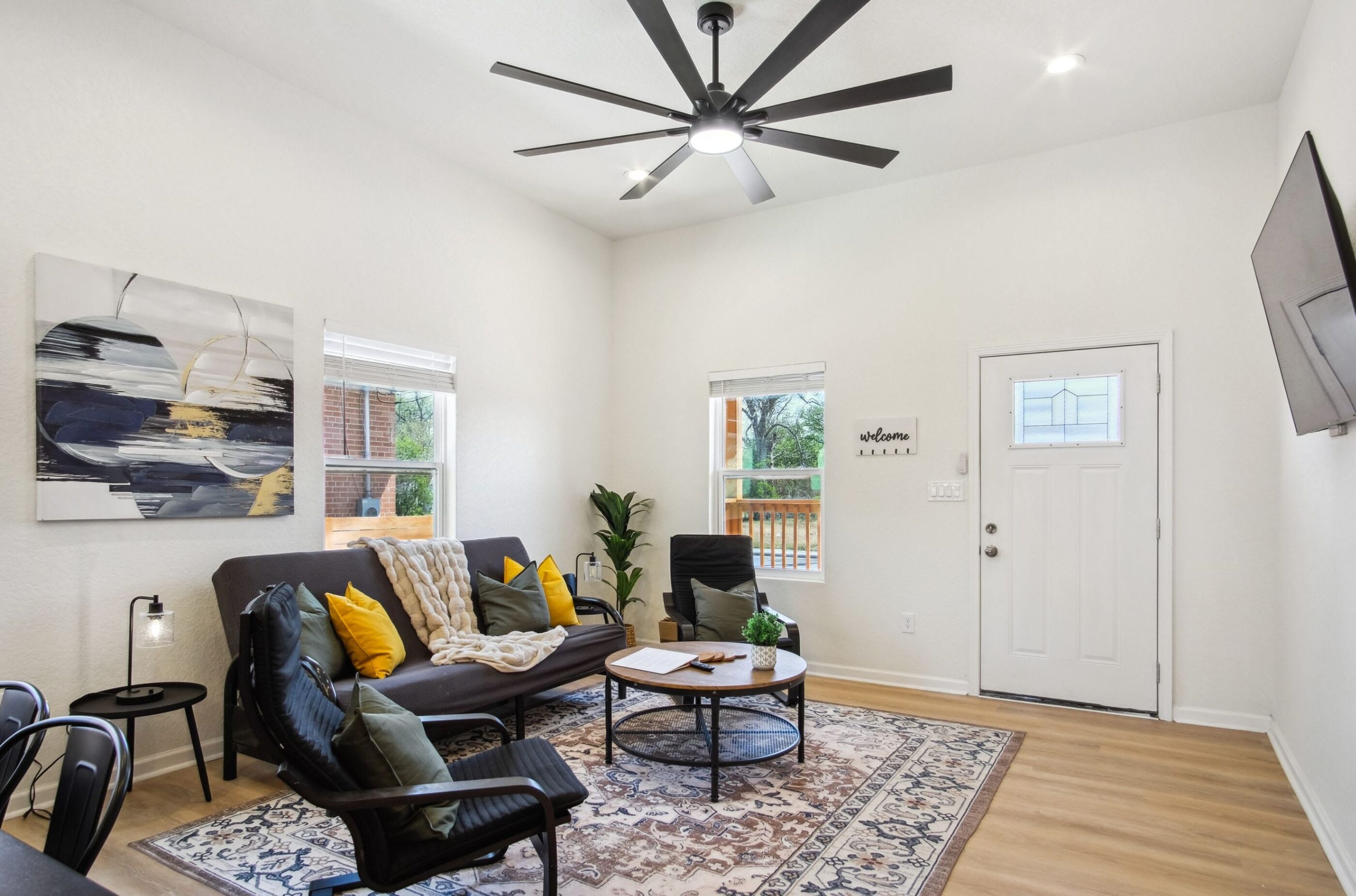 House (4 Bedrooms) | Living area | 50-inch TV with digital channels