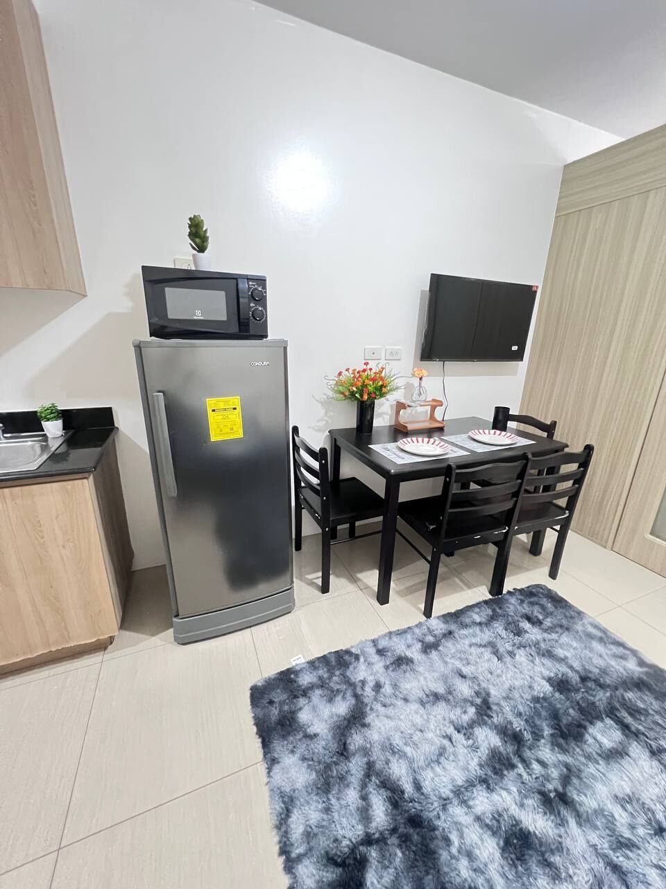 Apartamento Confort, balcón, vistas a la piscina | 1 dormitorio y wifi gratis