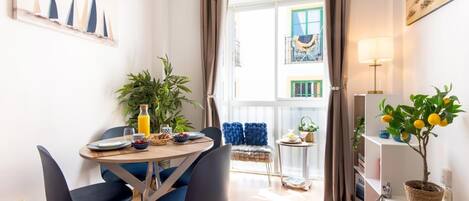 تناول الطعام