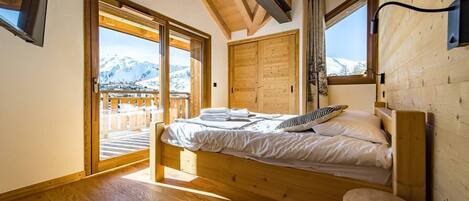 3 soverom, skrivebord og wi-fi (inkludert)