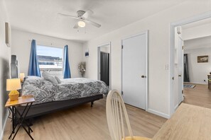 1 bedroom, desk, iron/ironing board, free WiFi