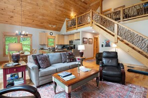 TV, fireplace, DVD player, stereo - Creekview Cabin | Screened Porch With Indoor Wood Burning Fireplace (Highlands)