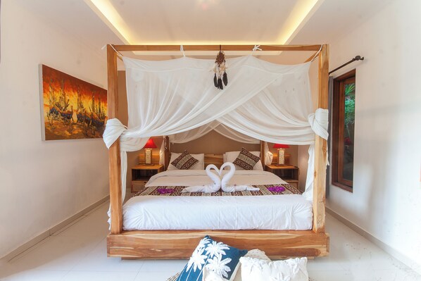 2 bedrooms, desk, iron/ironing board, WiFi - 2-bedroom villa in peaceful Bali Enjoy tranquility (Bali)