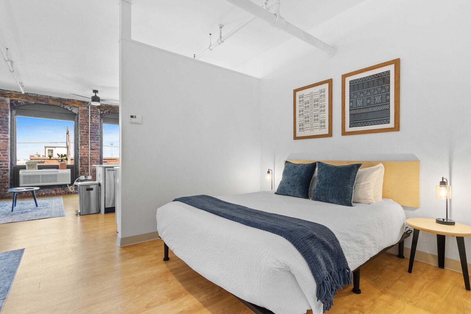 1 habitación, tabla de planchar con plancha, wifi y ropa de cama 