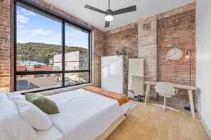 2 bedrooms, internet