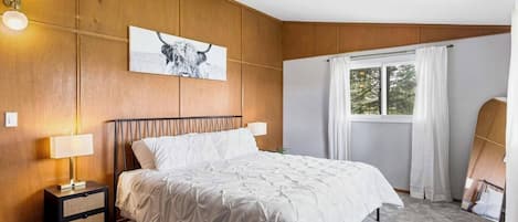 4 bedrooms, WiFi, bed sheets