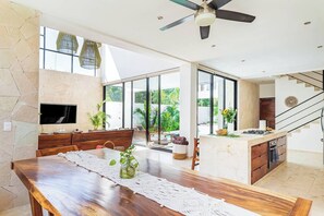 Interior - New Spacious Villa with Rooftop dipping pool (Tulum)