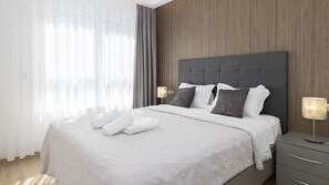 3 habitaciones, tabla de planchar con plancha y wifi gratis 