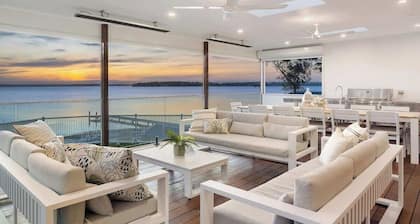 'The Anchorage' – Exclusive Beachfront Retreat