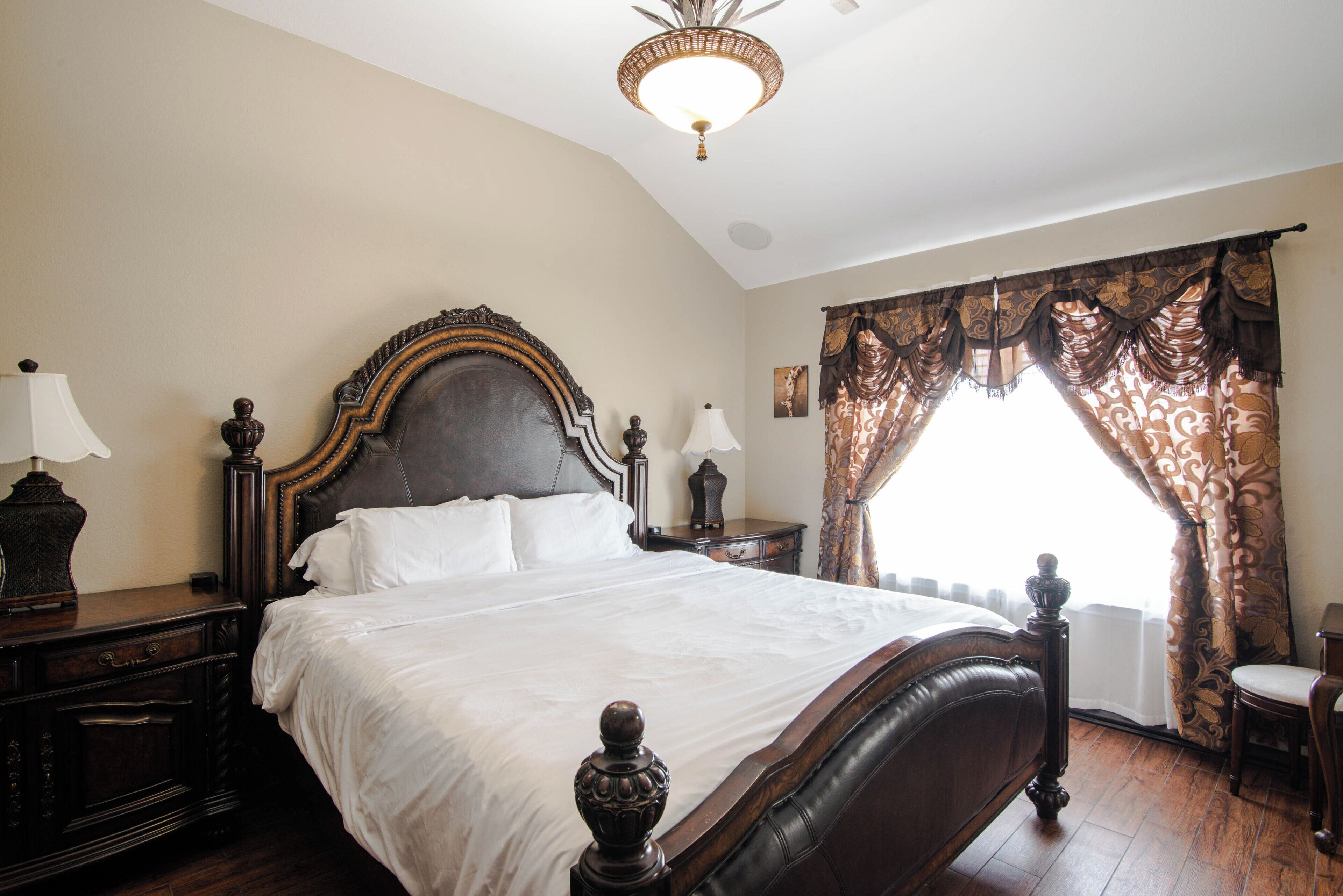 3 chambres, bureau, fer et planche à repasser, Wi-Fi gratuit