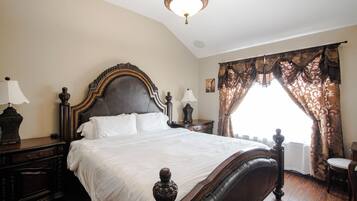 3 bedrooms, desk, iron/ironing board, free WiFi