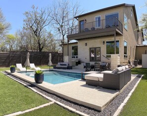 Front of property - Newly Built Poolside Home w Balcony BBQ (Austin)