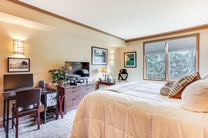 1 habitación, tabla de planchar con plancha, internet y ropa de cama 