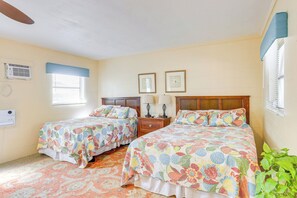 WiFi, bed sheets - Dock & Fire Pit: Scenic Studio on Suwannee River! (Chiefland)