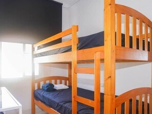 3 camere, ferro/asse da stiro, accesso a Internet