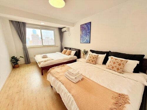 CityHome-3BRs 2Baths Jing'An Temple
