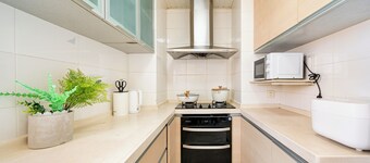 CityHome-3BRs 2Baths Jing'An Temple