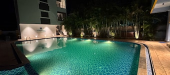 LA MILLIONAIRE LUXURY RESORT