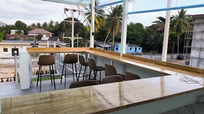 Bar (on property) - Bunkhouse Koh Phangan (Ko Pha-ngan)