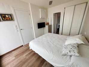 3 bedrooms, free WiFi, bed sheets