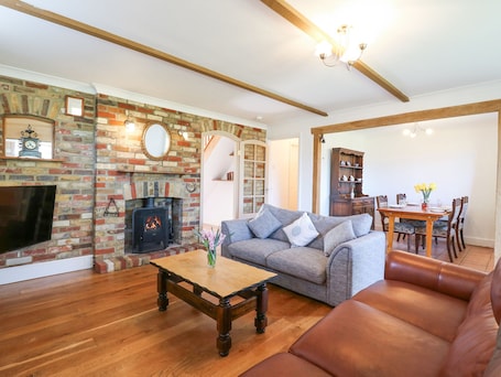 Living area. Twynholm