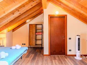 2 bedrooms, Internet