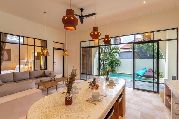 Villa | Matsal