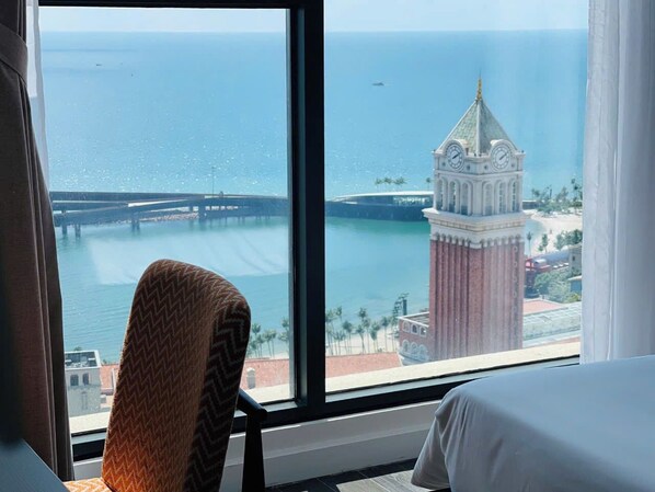 Premium Apartment | Desk, laptop workspace, free WiFi, bed sheets - SenSea Retreat Phu Quoc (An Thoi)